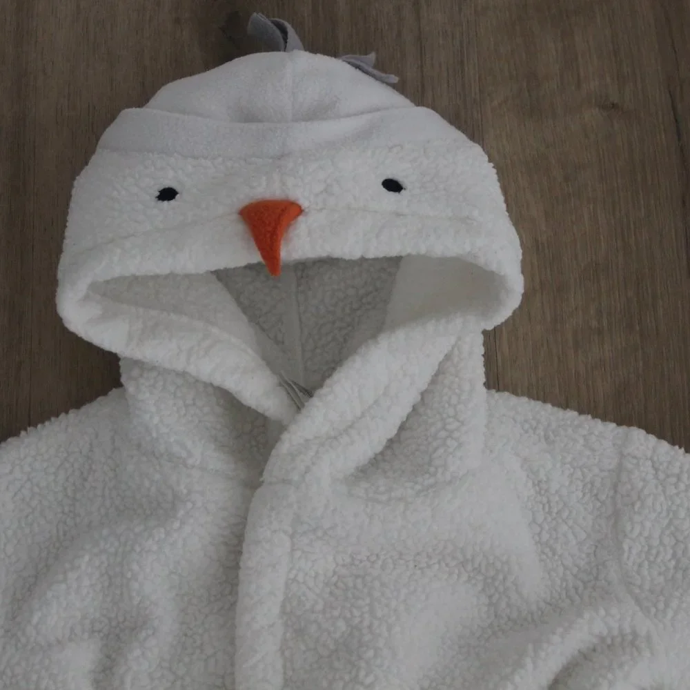 Baby Gap white hooded robe size 2-3 T